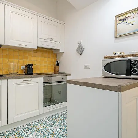 מלון דירות Palazzo Margherita 4*