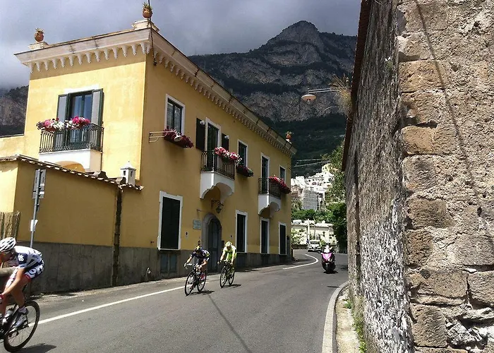 Palazzo Margherita Aparthotel