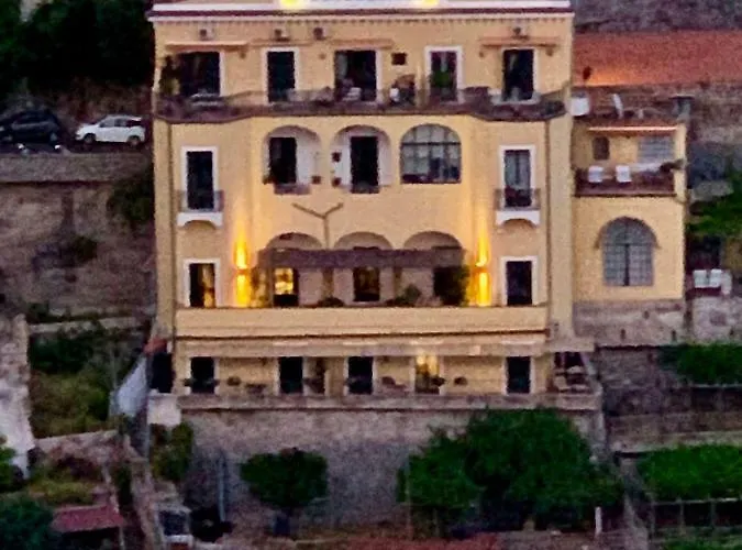 Palazzo Margherita Apart-hotel 4*