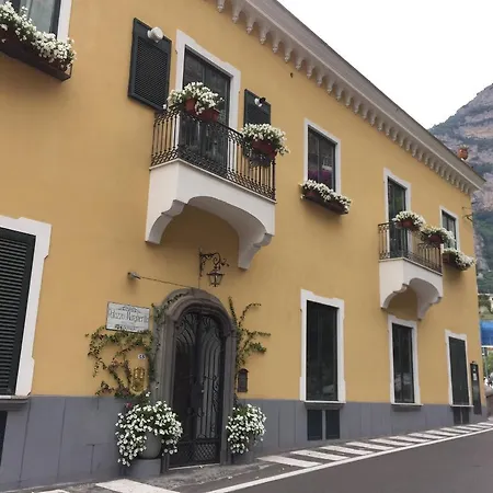 Hotel apartamentowy Palazzo Margherita 4*