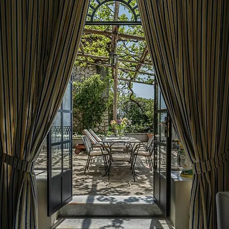 Palazzo Margherita 2* Позитано