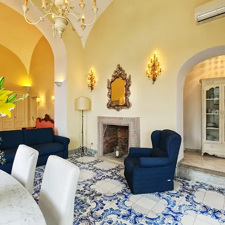 Hotel apartamentowy Palazzo Margherita 4*